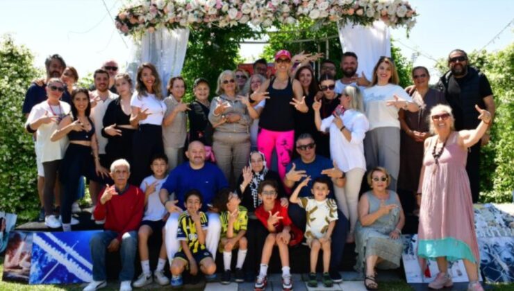 Pozitif Enerjinin Sevgiyle Birleştiği Tubistler Geleneksel Kahvaltı Etkinliği’nde, Tuğba Özay Hayranları İle Doğa da Bir Araya Geldi!