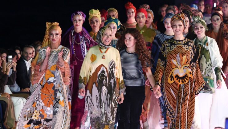 İMANNOOR MODA RESİTALİ İSTANBUL’U SALLADI